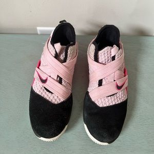 Girls LeBron Basketball Shoes